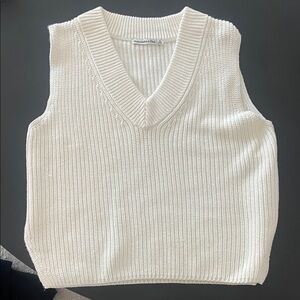 White/Cream Sweater Vest Abercrombie